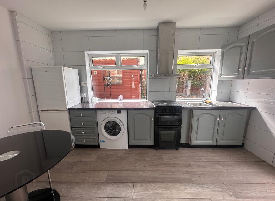 83 Ainsworth Drive, Belfast, BT13 3EL