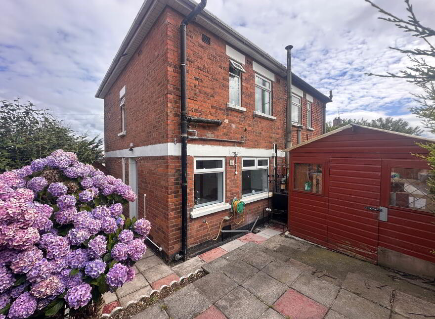 83 Ainsworth Drive, Belfast, BT13 3EL