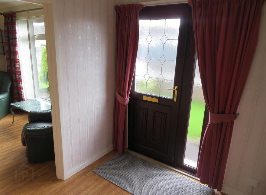 17 Woodford Park, Lurgan, BT66 7HA