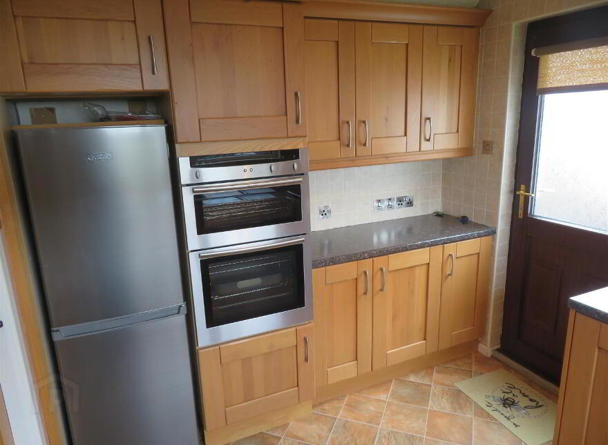 17 Woodford Park, Lurgan, BT66 7HA