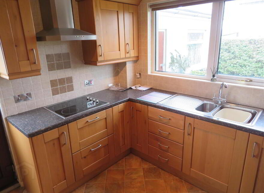 17 Woodford Park, Lurgan, BT66 7HA