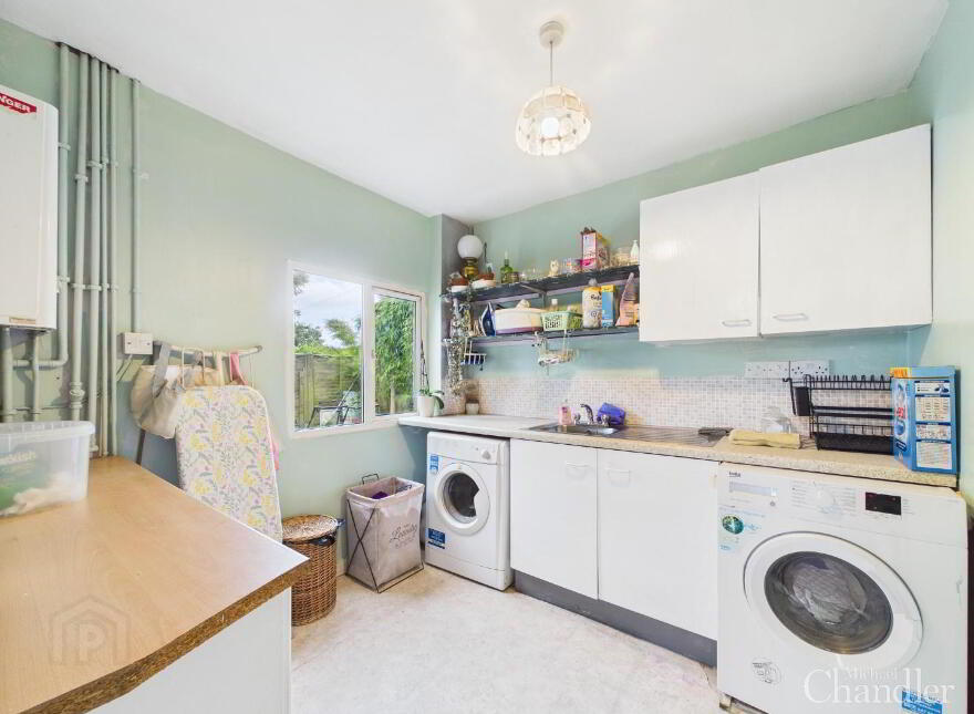 27 Hillsborough Road, Carryduff, Belfast, BT8 8HS