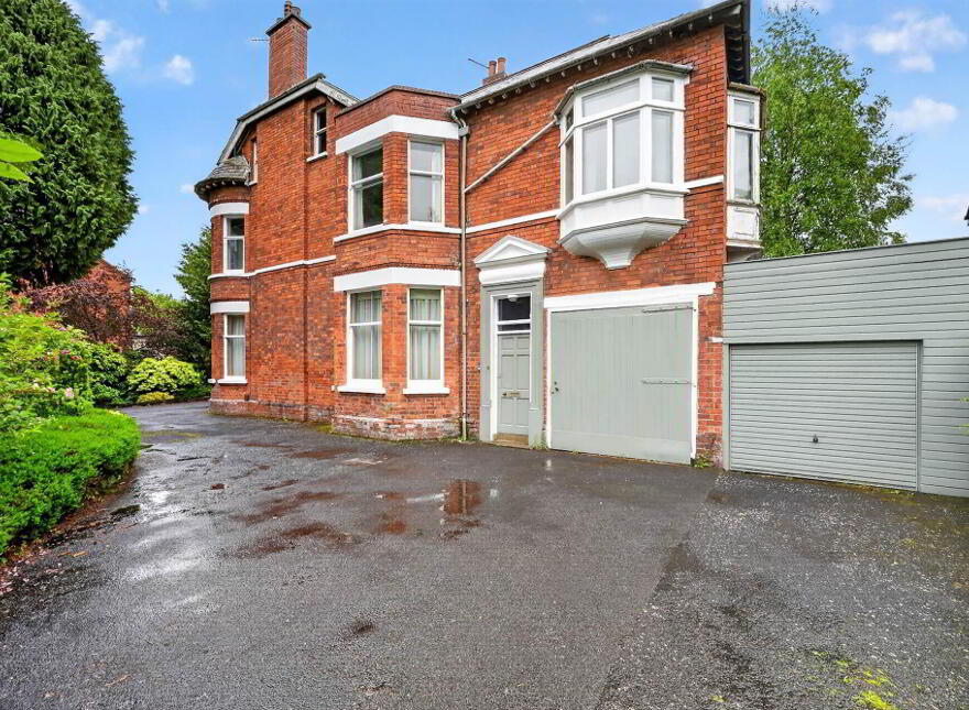 1 Deramore Park, Belfast, BT9 5JW