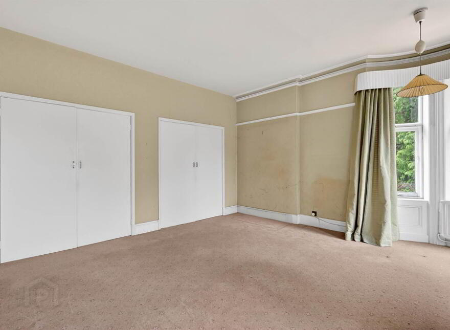 1 Deramore Park, Belfast, BT9 5JW