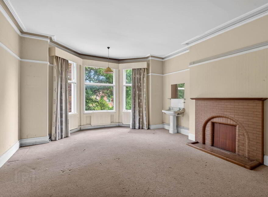 1 Deramore Park, Belfast, BT9 5JW
