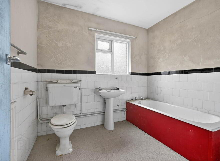 1 Deramore Park, Belfast, BT9 5JW
