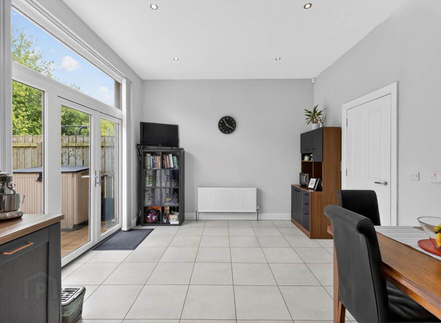 36 Wyncroft Crescent, Lisburn, BT28 2AT