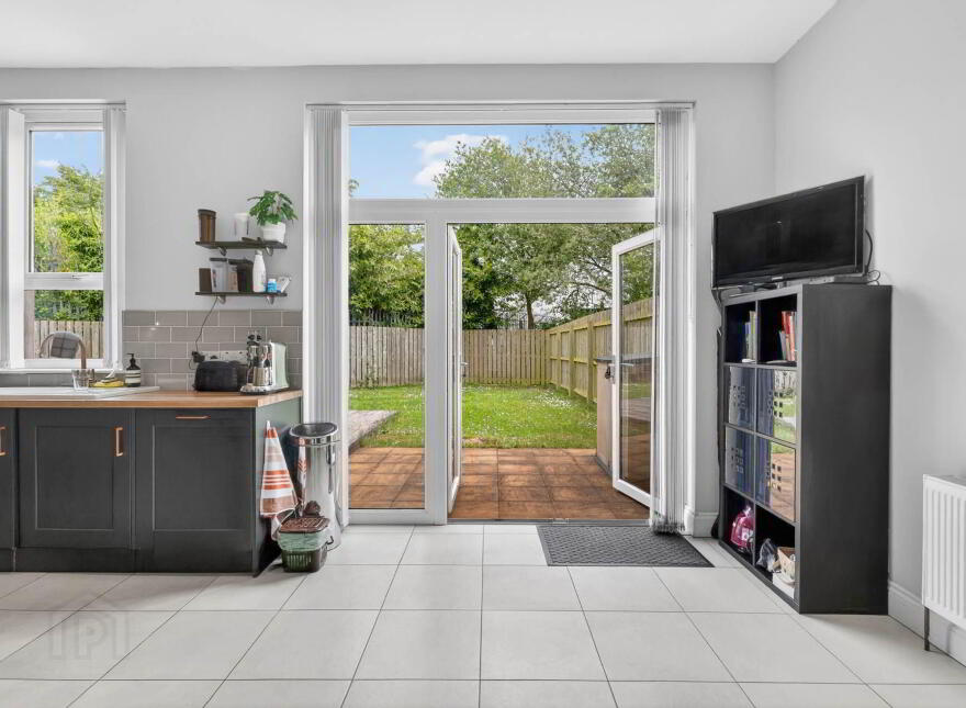 36 Wyncroft Crescent, Lisburn, BT28 2AT