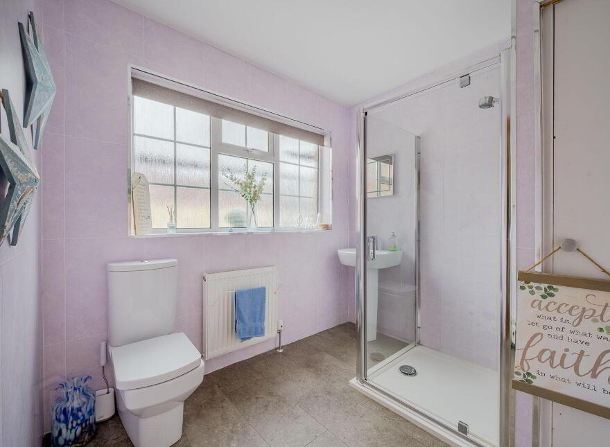 67 Knightsbridge Court, Bangor, BT19 6FW