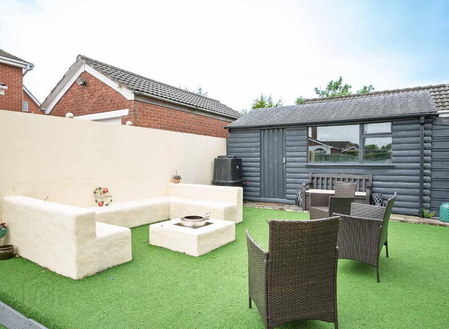 67 Knightsbridge Court, Bangor, BT19 6FW