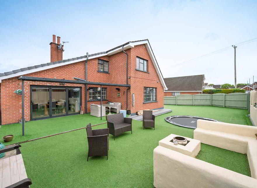 67 Knightsbridge Court, Bangor, BT19 6FW