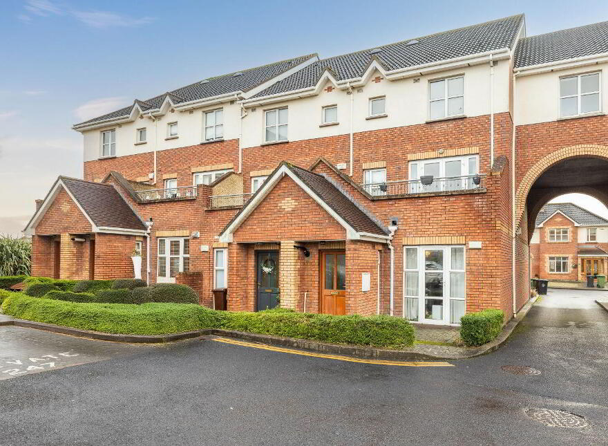 54 Boroimhe Blackthorn, Swords, K67ER82