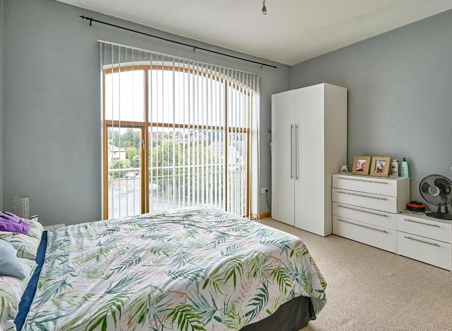 24d Shaftesbury Road, Bangor, BT20 3GD
