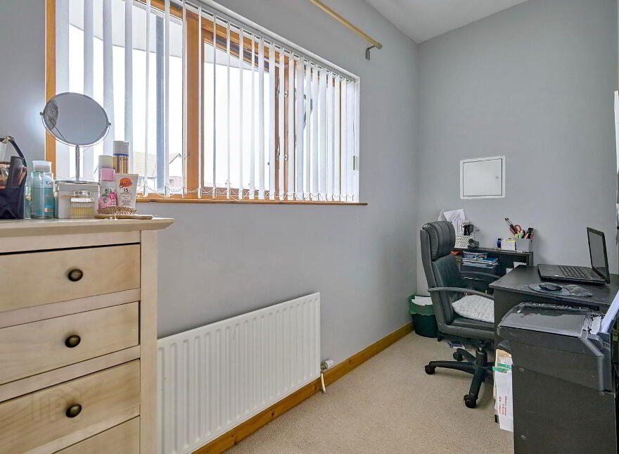 24d Shaftesbury Road, Bangor, BT20 3GD