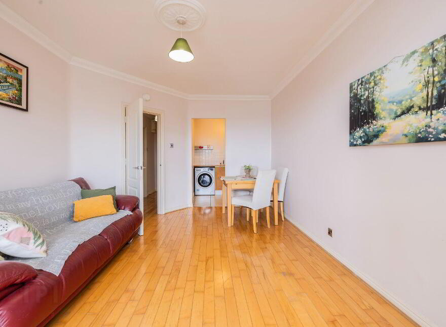 Apartment 30 Clonliffe Square, Distillery Road, Drumcondra, Drumcondra, D03K658