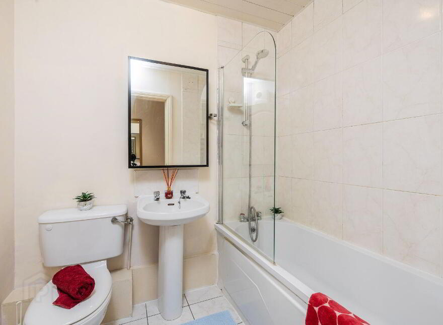Apartment 30 Clonliffe Square, Distillery Road, Drumcondra, Drumcondra, D03K658
