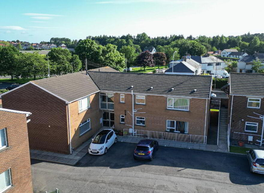 5 Sunningdale Court, Bangor, BT20 4SW