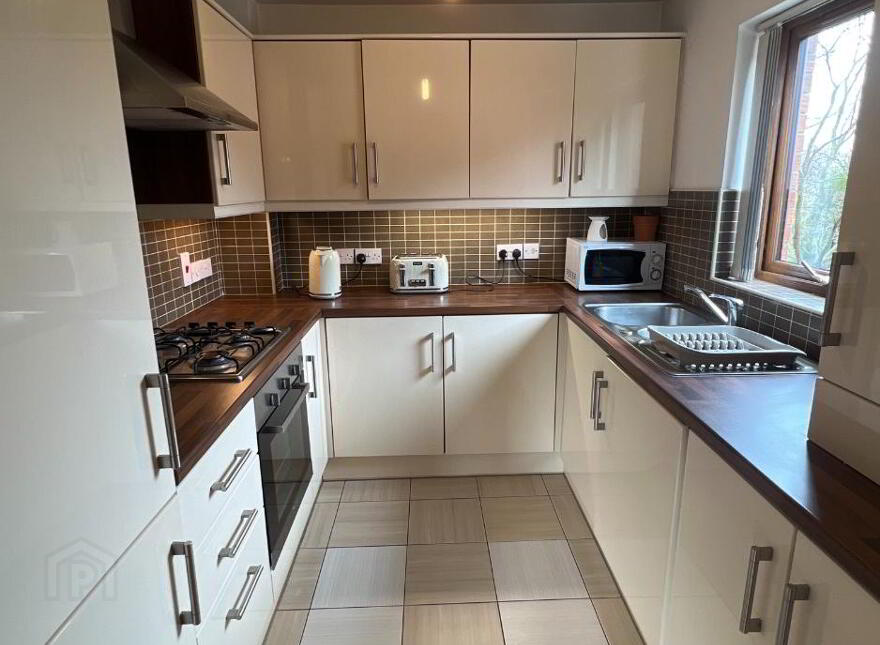 Unit 4, 219 Saintfield Road, Belfast, BT8 7HQ
