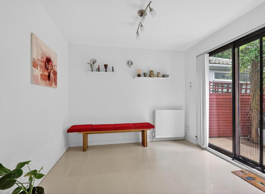 4 Richmond Mews, Belfast, BT10 0PB