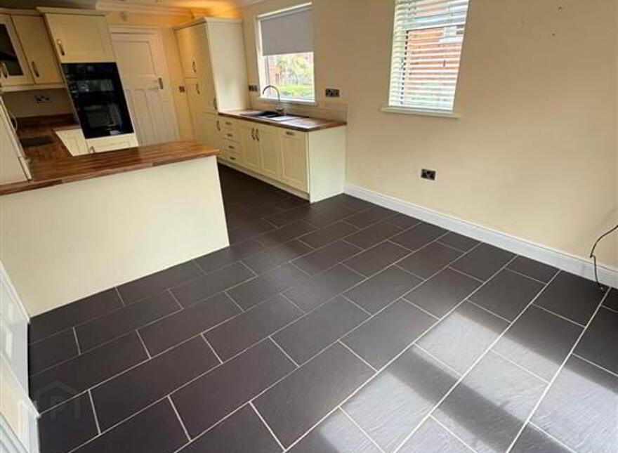 9 Parkmount Road, Belfast, BT15 4EQ