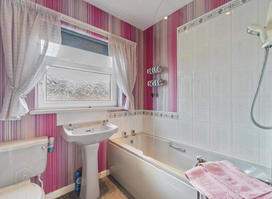74 Loopland Park, Belfast, BT6 9DZ