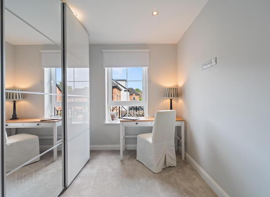 Apt 6, Castlehill Wood, Belfast, BT4 3PJ