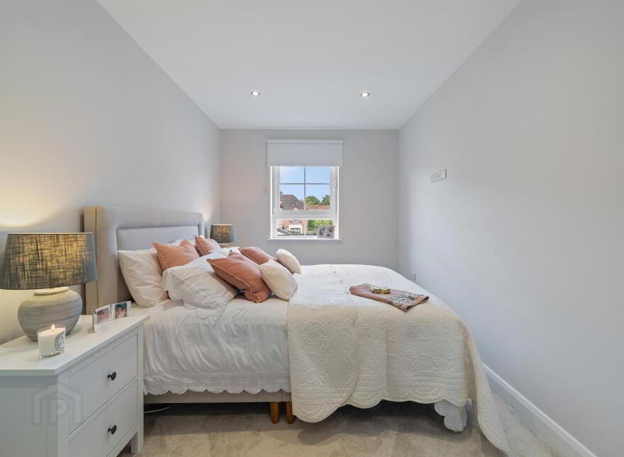 Apt 6, Castlehill Wood, Belfast, BT4 3PJ