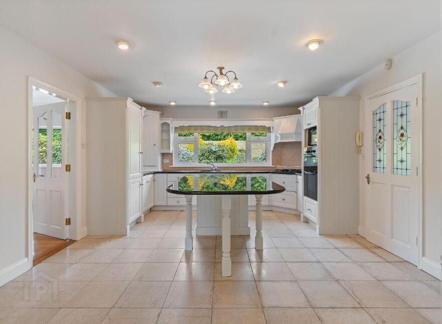 Beechgrove, Mishells, Bandon, P72WC53
