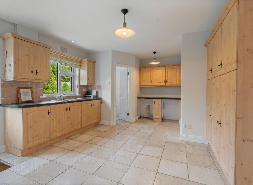 Beechgrove, Mishells, Bandon, P72WC53