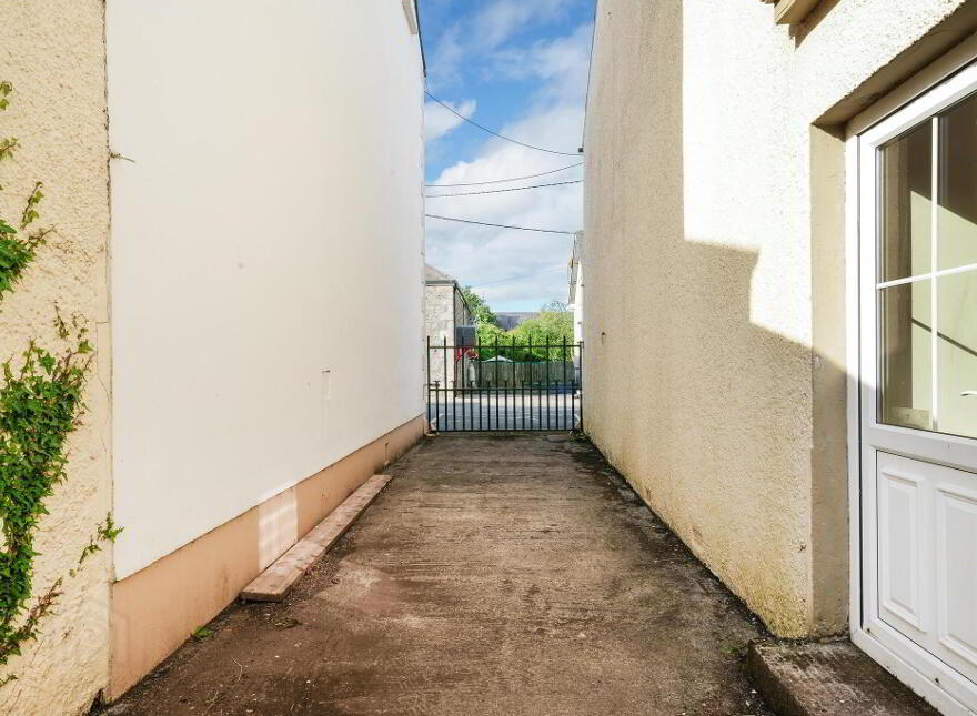 New Road, Bailieborough, A82T189