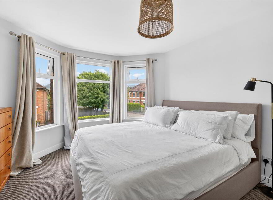 15 Chesterfield Park, Belfast, BT6 0HQ