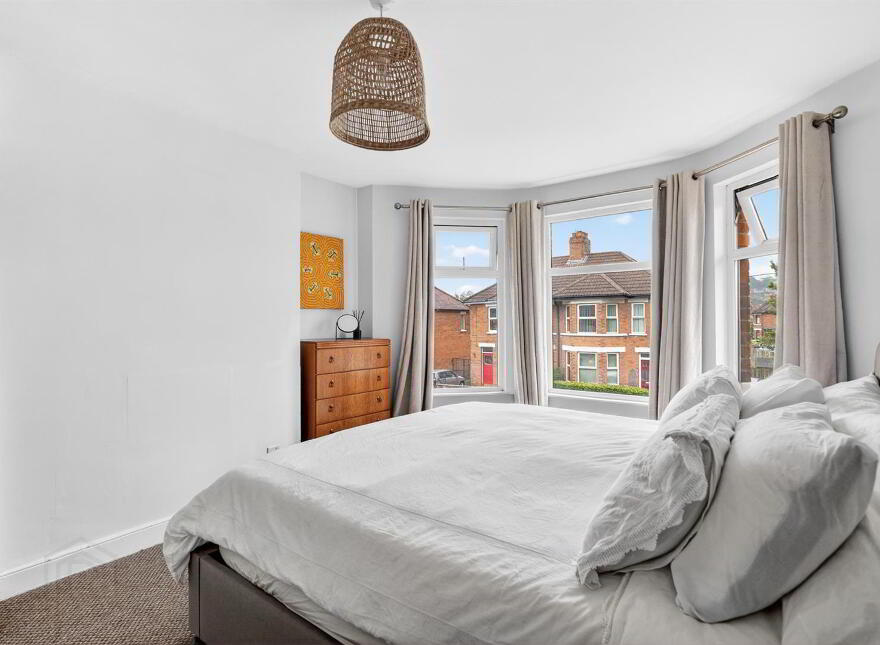 15 Chesterfield Park, Belfast, BT6 0HQ