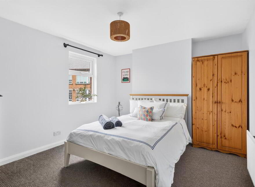 15 Chesterfield Park, Belfast, BT6 0HQ