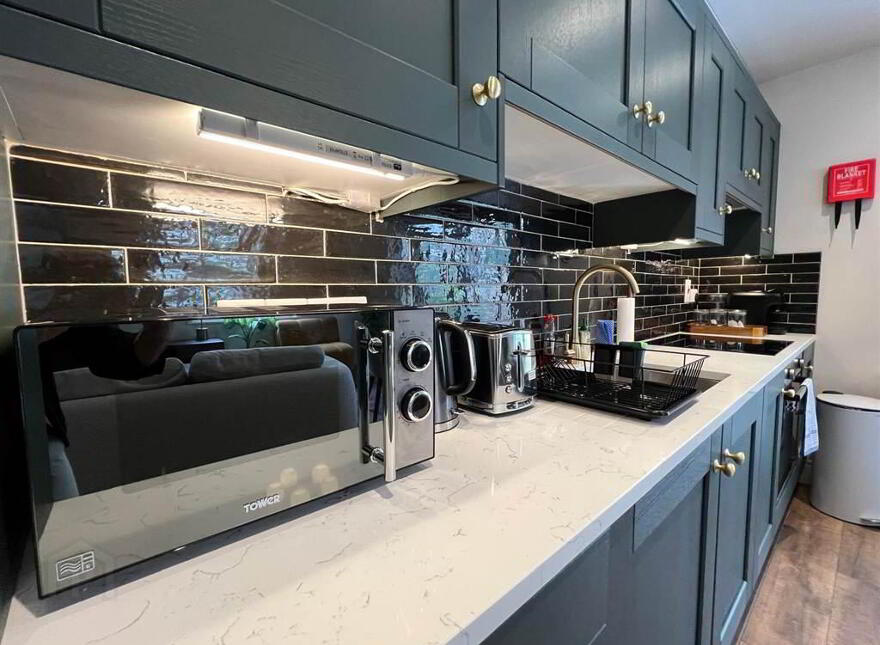Apartment 3 4 Chlorine Gardens, Belfast, BT9 5DJ