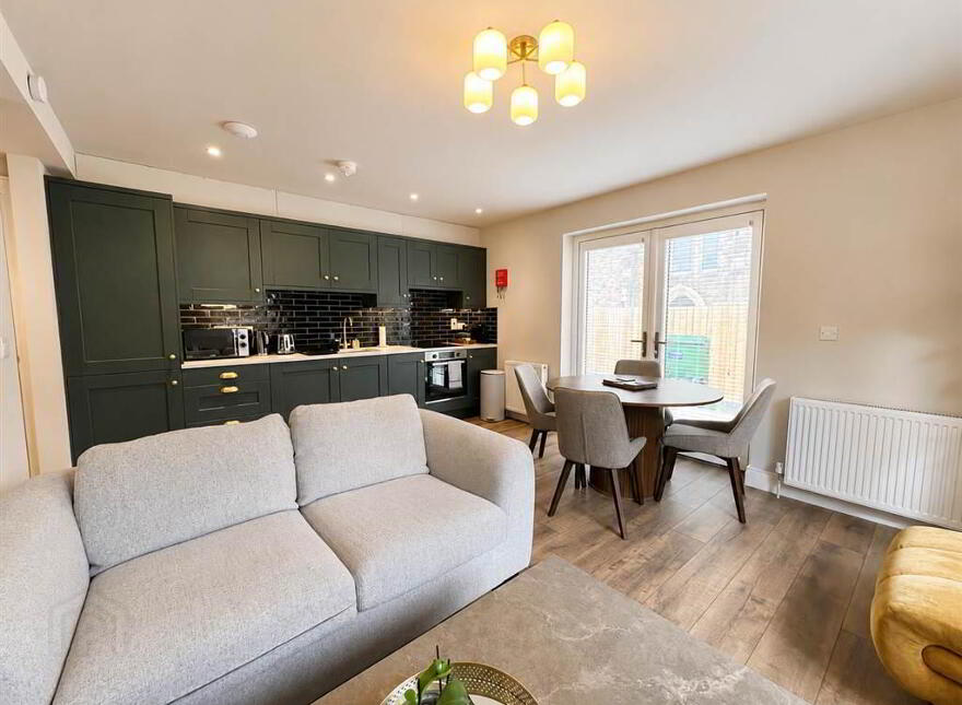Apartment 3 4 Chlorine Gardens, Belfast, BT9 5DJ