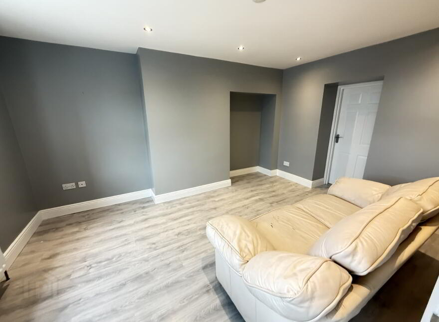 14 Thomas Street, Bessbrook, Newry, BT35 7AB