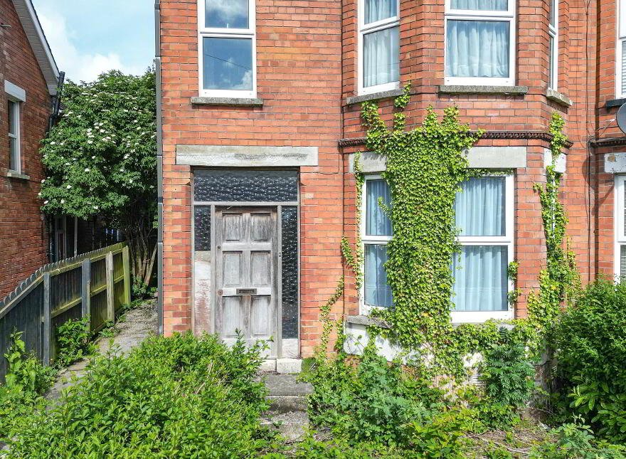 10 Dunkeld Gardens, Belfast, BT14 6NT