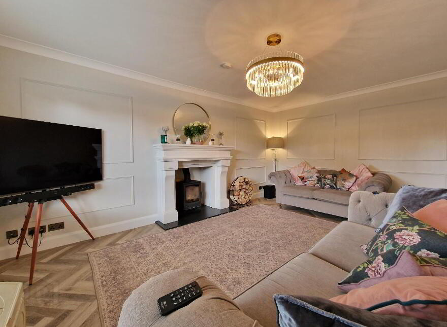 15 Waringfield Drive, Moira, BT67 0FB