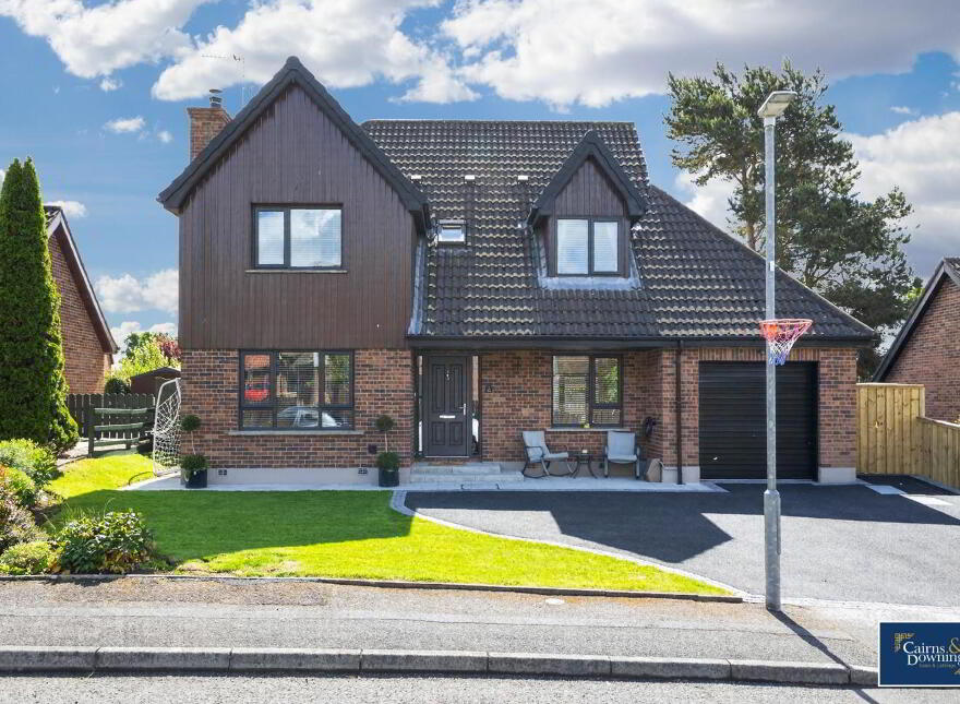 15 Waringfield Drive, Moira, BT67 0FB