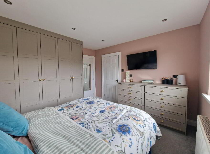 15 Waringfield Drive, Moira, BT67 0FB