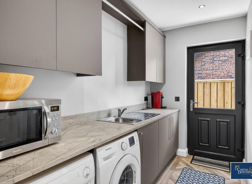 15 Waringfield Drive, Moira, BT67 0FB