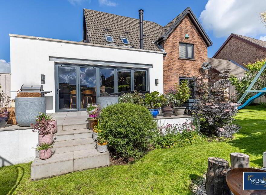15 Waringfield Drive, Moira, BT67 0FB