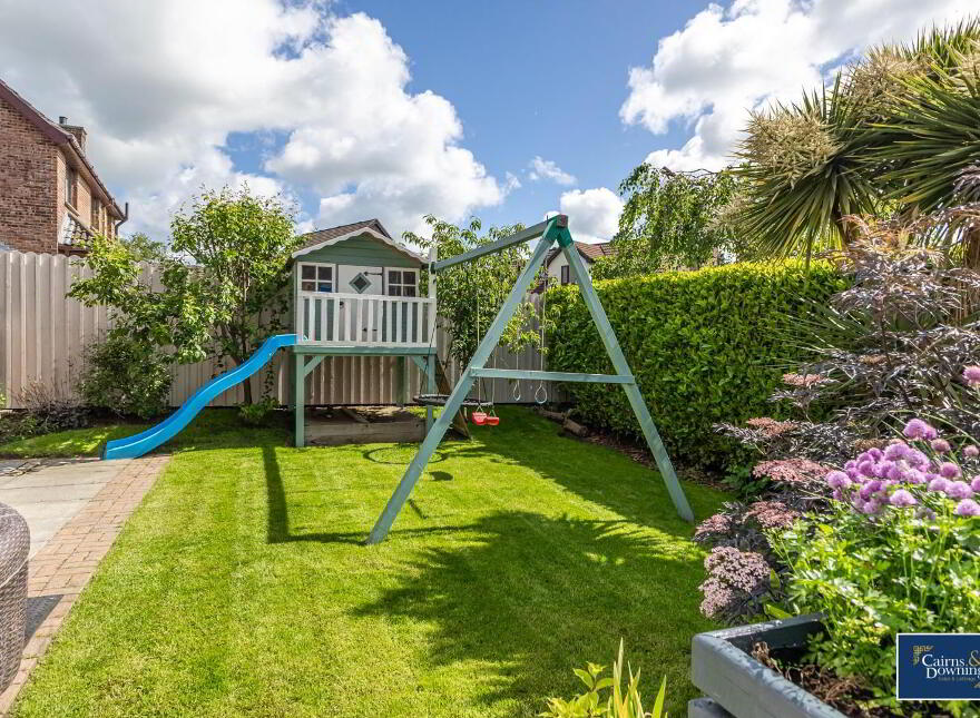 15 Waringfield Drive, Moira, BT67 0FB