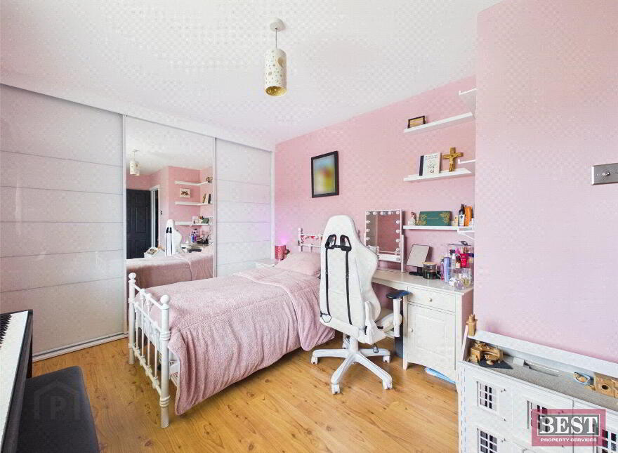 7 Kilvarragh, Newry, BT35 8XD