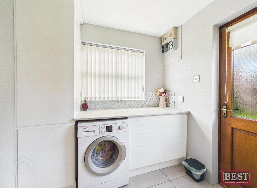 7 Kilvarragh, Newry, BT35 8XD