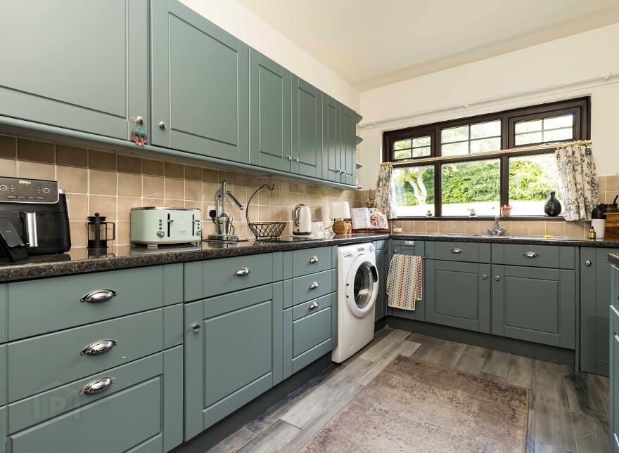 10 Hayes Park, Seapatrick, Banbridge, BT32 4PF