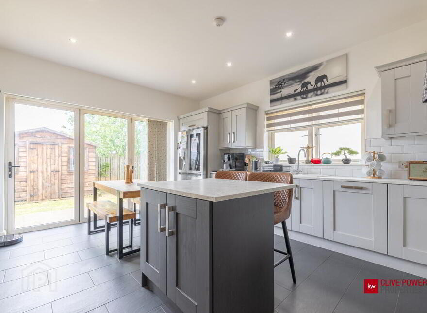 15 Belvedere Heights, Burren, Warrenpoint, BT34 3XZ