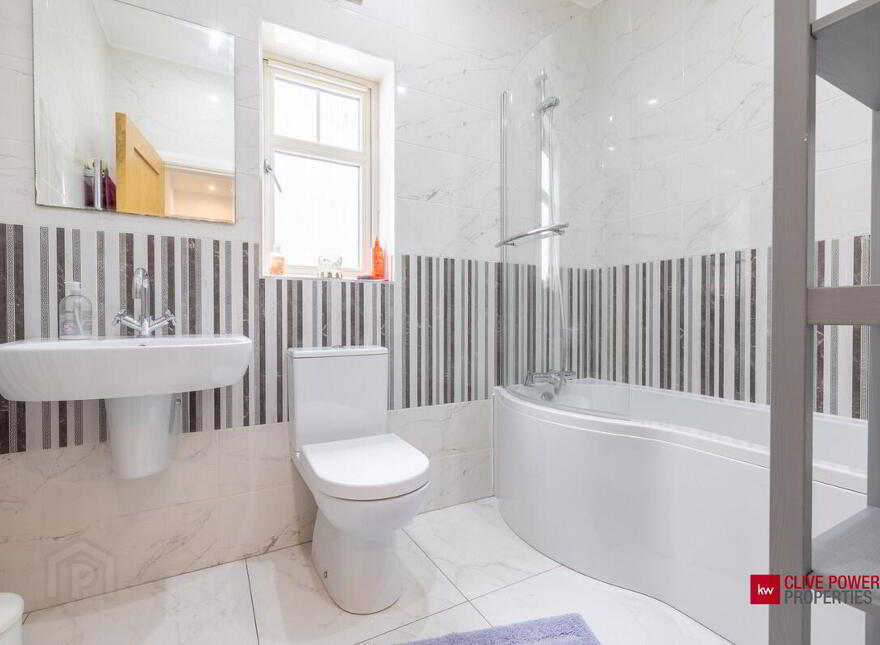 15 Belvedere Heights, Burren, Warrenpoint, BT34 3XZ