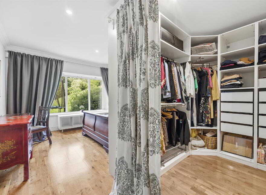 19 Rocky Road, Upper Knockbreda Road, Belfast, BT6 9QL