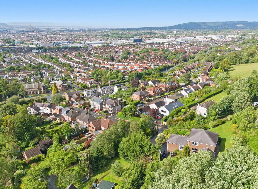 19 Rocky Road, Upper Knockbreda Road, Belfast, BT6 9QL